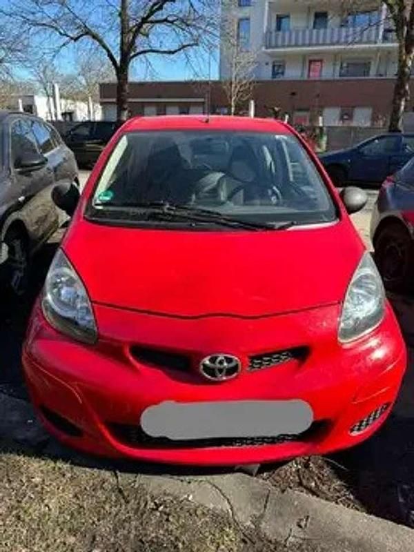 Gebraucht Toyota Aygo 68 PS (50 kW) 2011 Kleinwagen