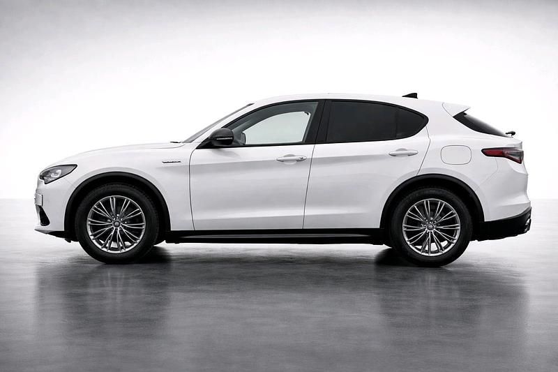 Gebraucht Alfa Romeo Stelvio 209 PS (153 kW) 2023 Weiß SUV