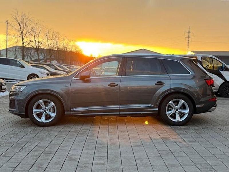 Gebraucht Audi Q7 S-Line 231 PS (169 kW) 2022 Grau SUV