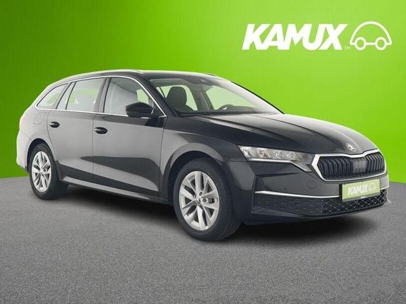 Schwarzmagic perleffekt Gebraucht 2024 Skoda Octavia Selection Kombi | 28.650 € (Superpreis) - Bild 1/3
