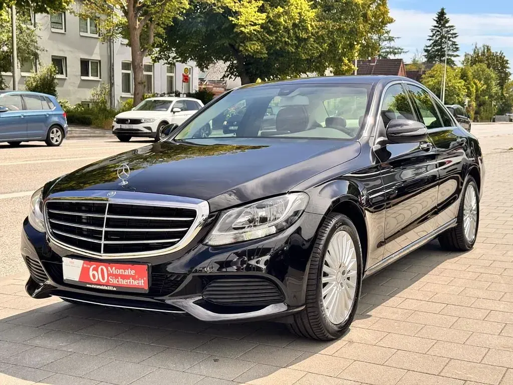 Gebraucht Mercedes C200 Exclusive 136 PS (100 kW) 2015 Schwarz Limousine