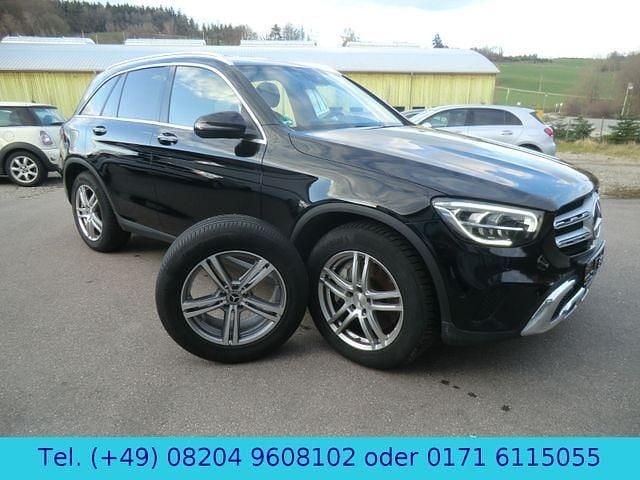 Gebraucht Mercedes GLC400d 330 PS (242 kW) 2021 Schwarz SUV