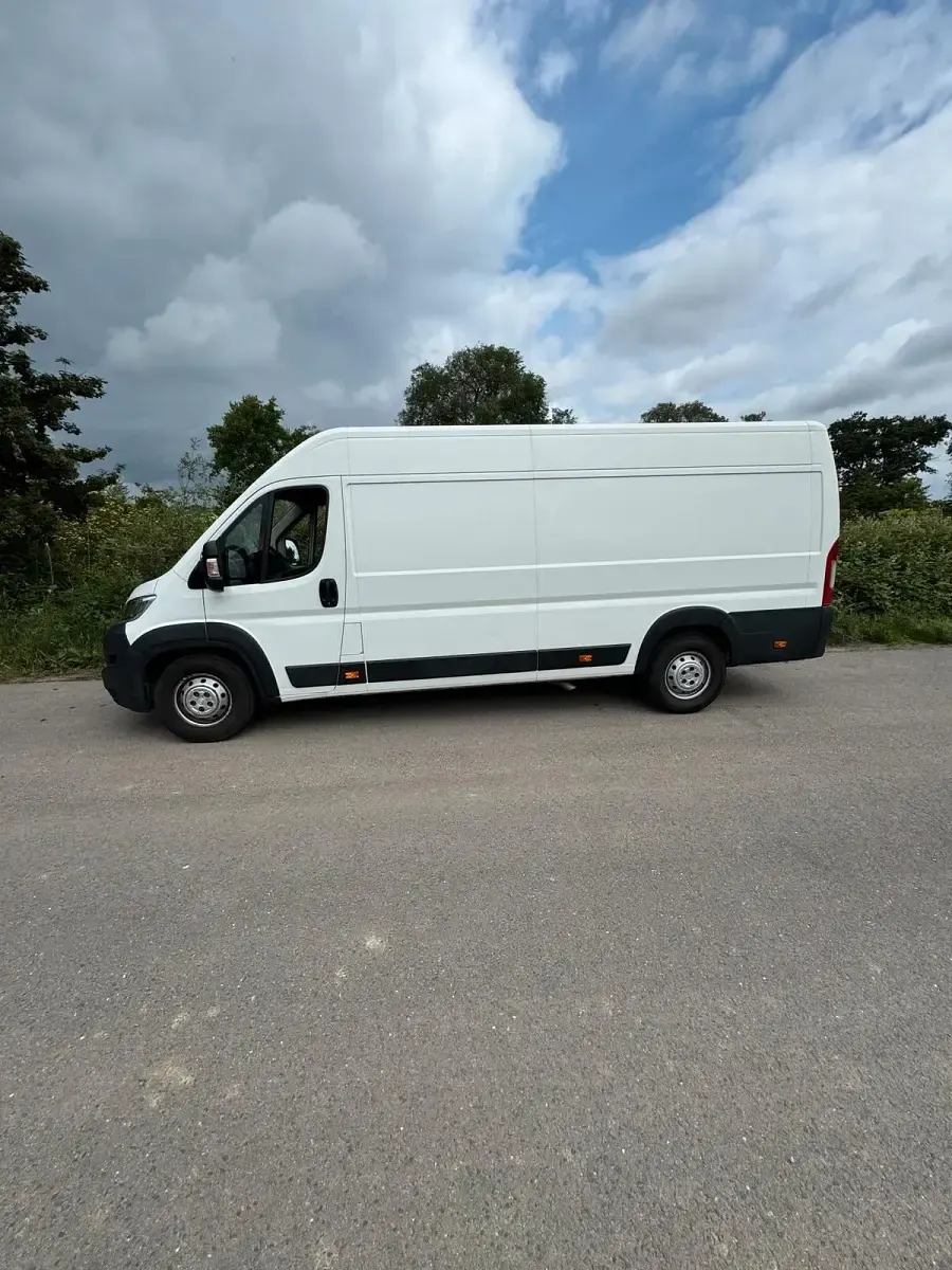 Gebraucht Citroën Jumper 140 PS (102 kW) 2020 Weiß Van / Kleinbus