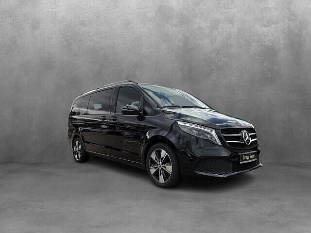 Gebraucht Mercedes V250 Edition 190 PS (139 kW) 2023 Obsidianschwarz Van / Kleinbus