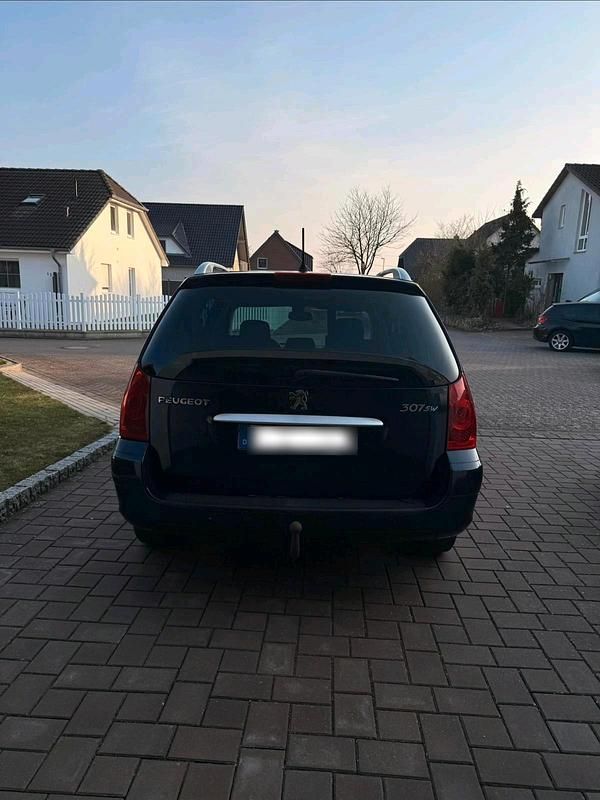 Gebraucht Peugeot 307 109 PS (80 kW) 2008 Blau Kombi