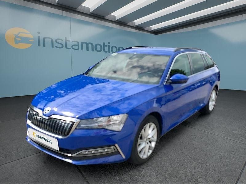 Blau Gebraucht 2020 Skoda Superb Kombi | 17.949 € (Superpreis) - Bild 1/4