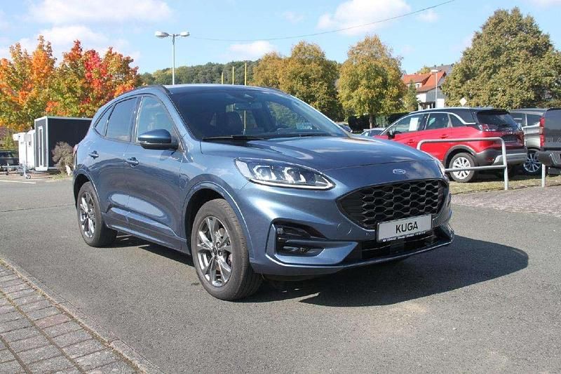 Gebraucht Ford Kuga ST-Line X 152 PS (111 kW) 2022 Chromablau metallic SUV