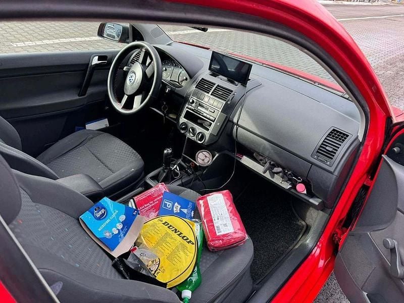 Gebraucht VW Polo Highline 64 PS (47 kW) 2002 Rot Limousine