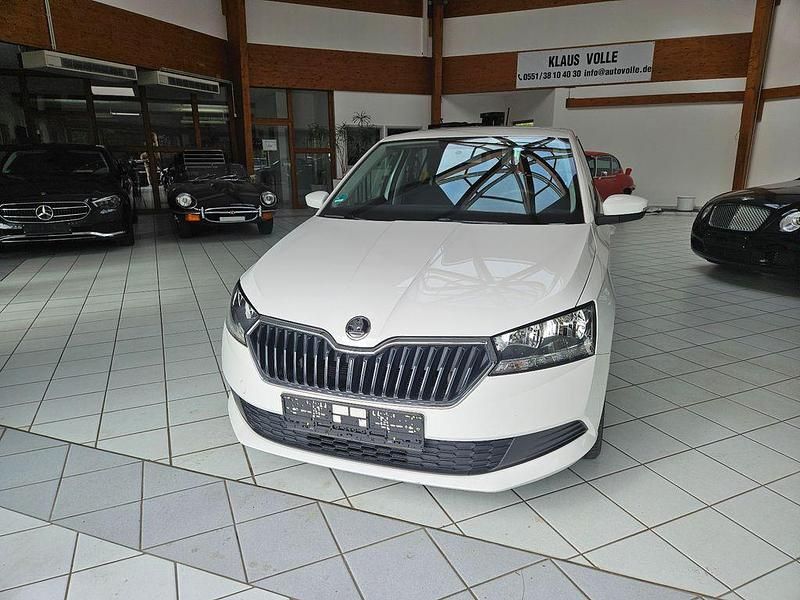 Weiß Gebraucht 2020 Skoda Fabia Cool Plus Kleinwagen | 8.950 € (Guter Preis) - Bild 1/4