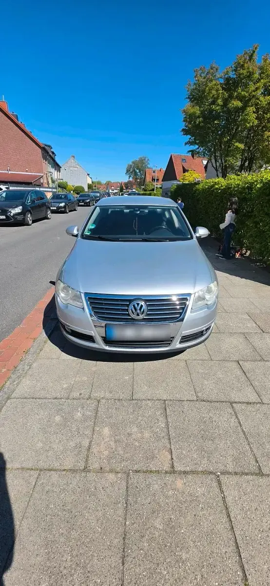 Gebraucht VW Passat 140 PS (102 kW) 2008 Limousine