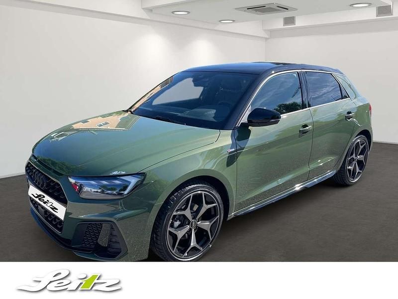 Grün Neu 2025 Audi A1 Sportback S-Line Kleinwagen | 34.949 € (Teuer) - Bild 1/3
