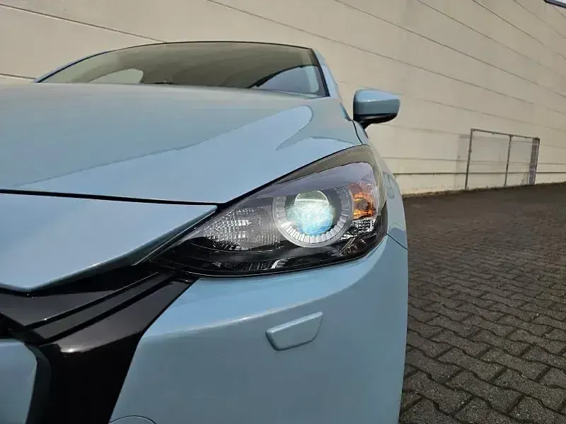 Gebraucht Mazda 2 Center-Line 75 PS (55 kW) 2023 Air stream blue m Kleinwagen