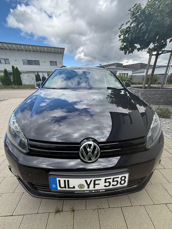 Schwarz Gebraucht 2012 VW Golf VII Match Kombi | 4.900 € (Superpreis) - Bild 1/4