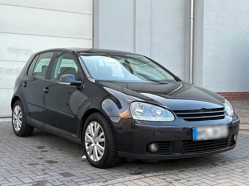 Gebraucht VW Golf V 116 PS (85 kW) 2004 Schwarz Kleinwagen