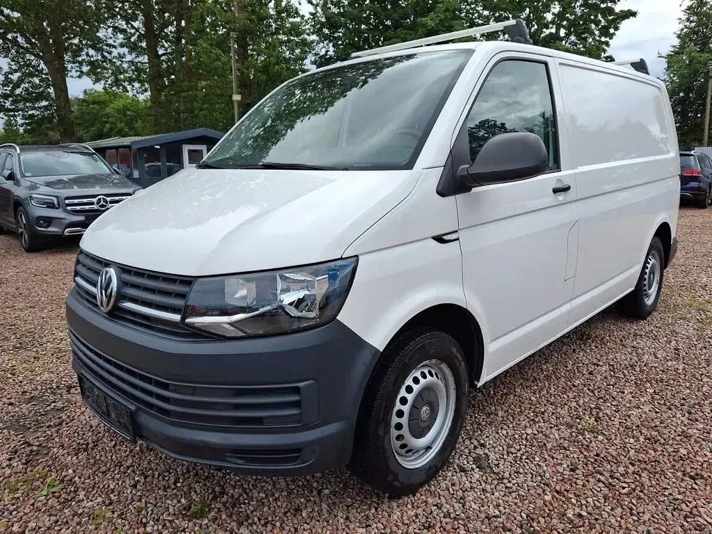 Gebraucht VW Transporter 102 PS (75 kW) 2018 Weiß Van