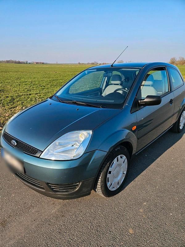 Gebraucht Ford Fiesta 60 PS (44 kW) 2002 Grün Kleinwagen