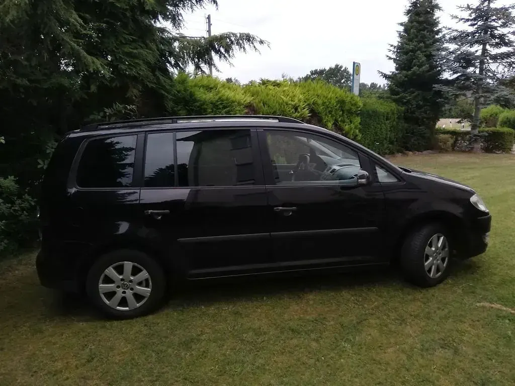 Gebraucht VW Touran Trendline 105 PS (77 kW) 2007 Schwarz Van / Kleinbus