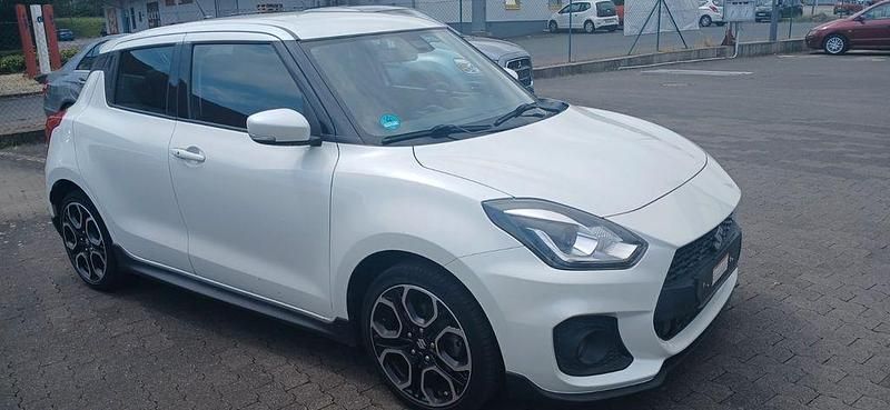 Schwarz Gebraucht 2018 Suzuki Swift Sport Limousine | 13.999 € (Fairer Preis) - Bild 1/4