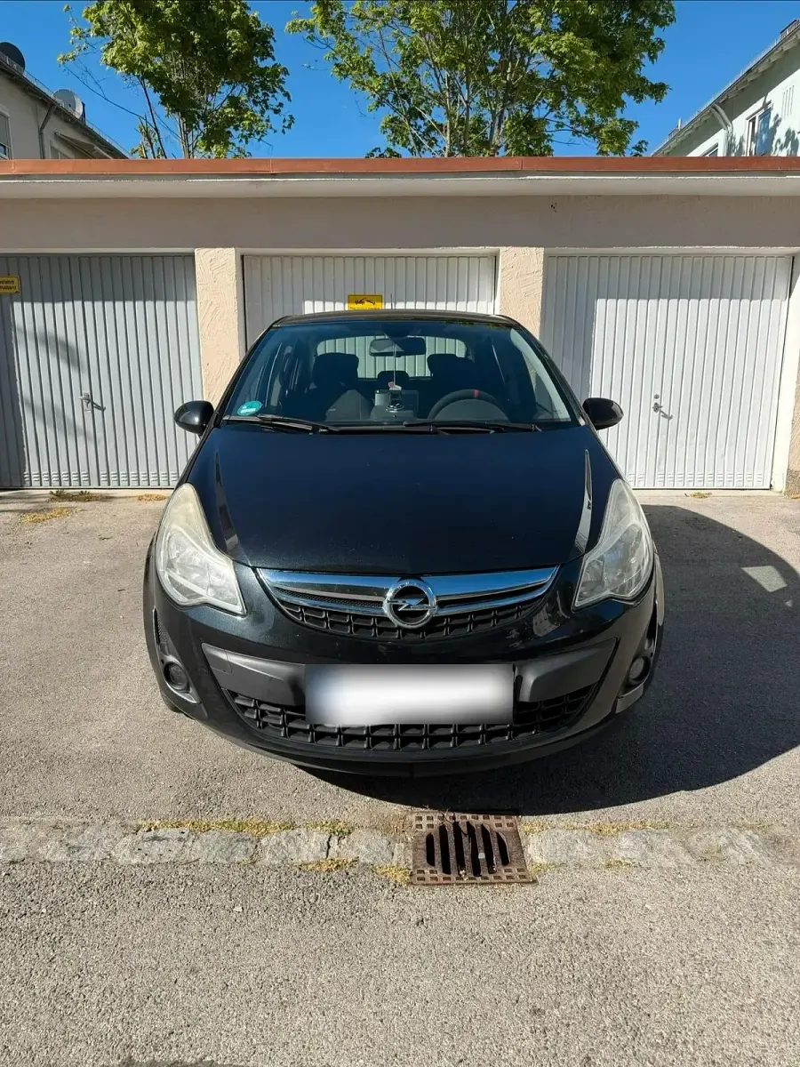 Usata Opel Corsa 95 CV (69 kW) 2013 Nero Utilitaria