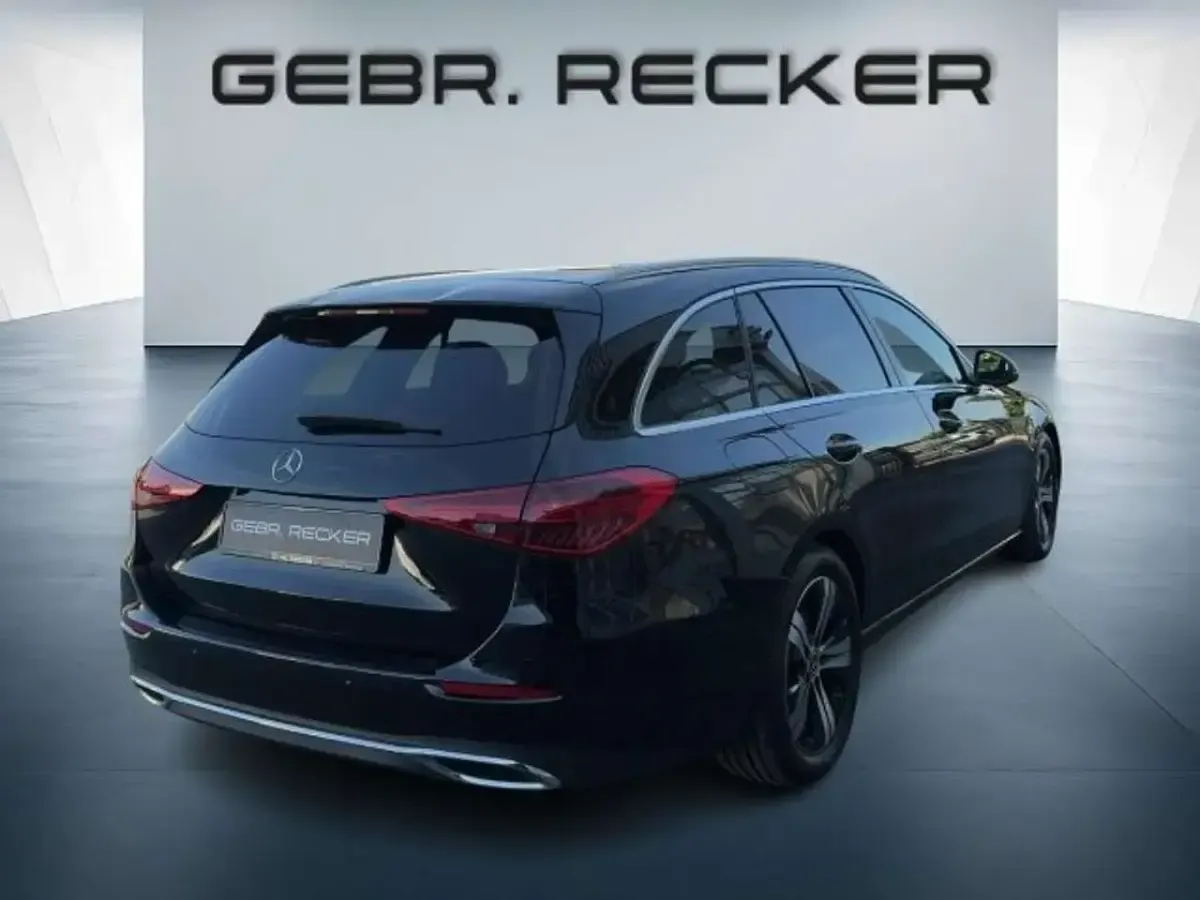 Gebraucht Mercedes C220 Advanced 197 PS (144 kW) 2025 Schwarz uni Kombi
