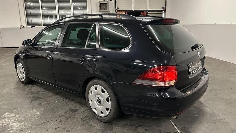 Gebraucht VW Golf VI 105 PS (77 kW) 2012 Schwarz Kleinwagen