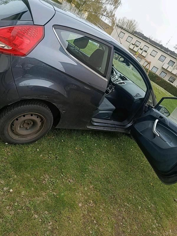 Gebraucht Ford Fiesta Titanium 120 PS (88 kW) 2010 Kleinwagen