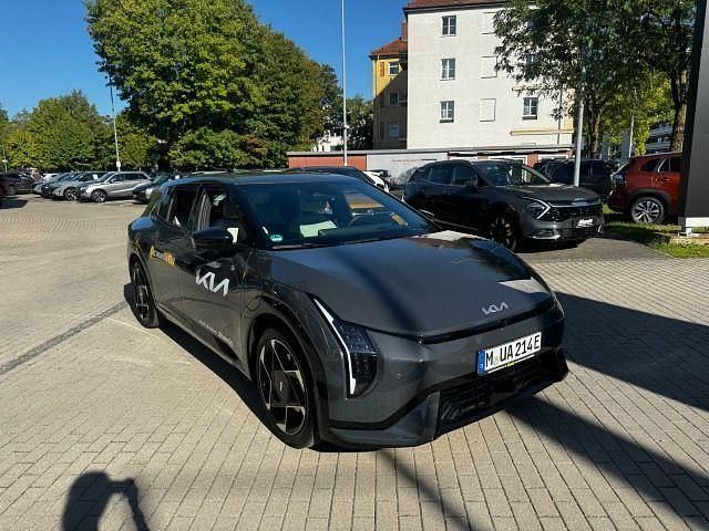 Gebraucht Kia EV4 Comfort 150 kW (204 PS) 2025 Schwarz Kleinwagen