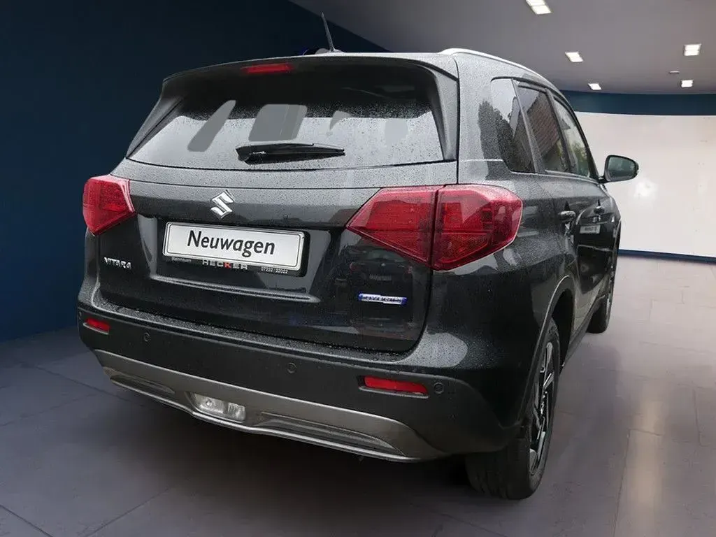 Neu Suzuki Vitara Comfort+ 110 PS (80 kW) 2026 Schwarz SUV