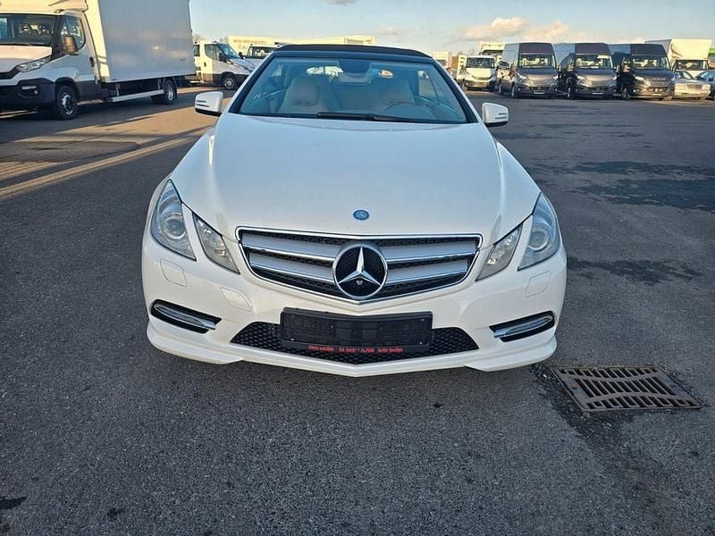 Gebraucht Mercedes E550 AMG line 408 PS (300 kW) 2012 Weiß Cabrio