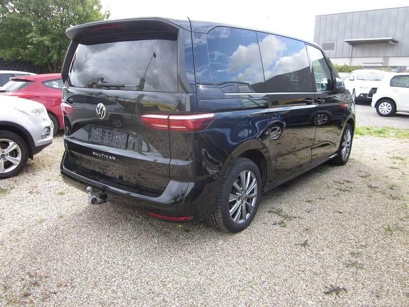 Gebraucht VW Multivan Life 204 PS (150 kW) 2022 Schwarz Van