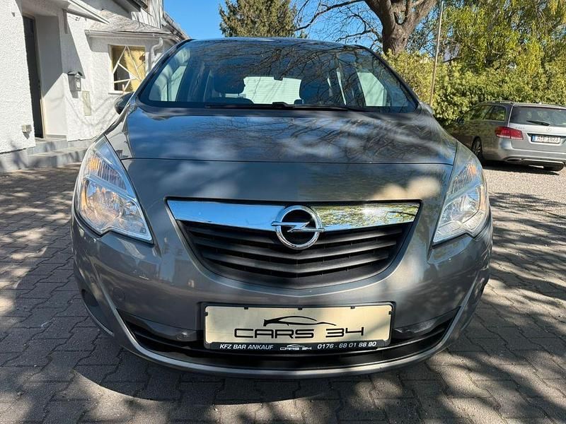 Używany Opel Meriva Innovation 101 KM (74 kW) 2010 Złoty Minivan