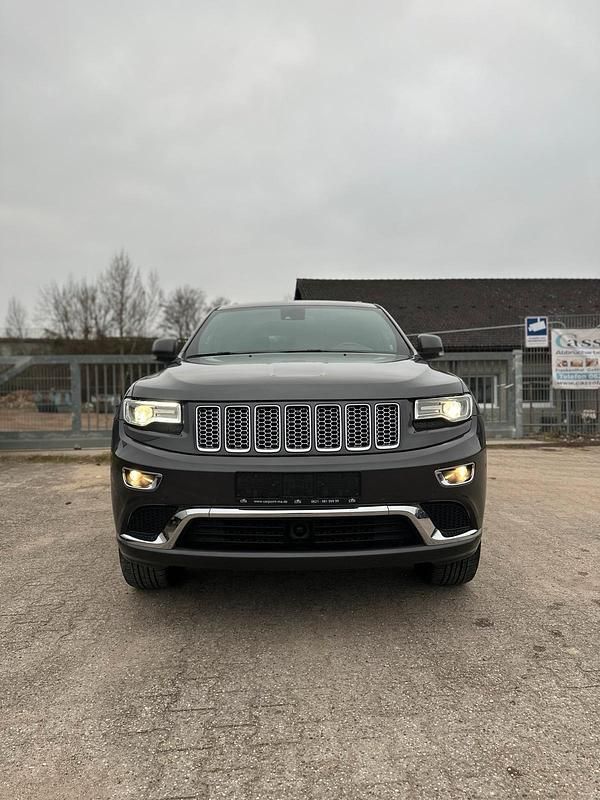 Grau Gebraucht 2016 Jeep Grand Cherokee Summit SUV | 21.999 € (Superpreis) - Bild 1/4