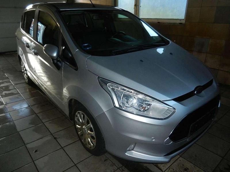 Gebraucht Ford B-MAX Titanium 125 PS (91 kW) 2017 Silber Van / Kleinbus