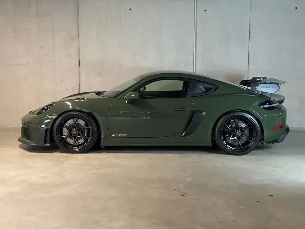 Gebraucht Porsche Cayman GT4 500 PS (367 kW) 2025 Schwarz Coupé