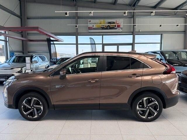 Gebraucht Mitsubishi Eclipse Cross Basis 98 PS (72 kW) 2021 Braun SUV