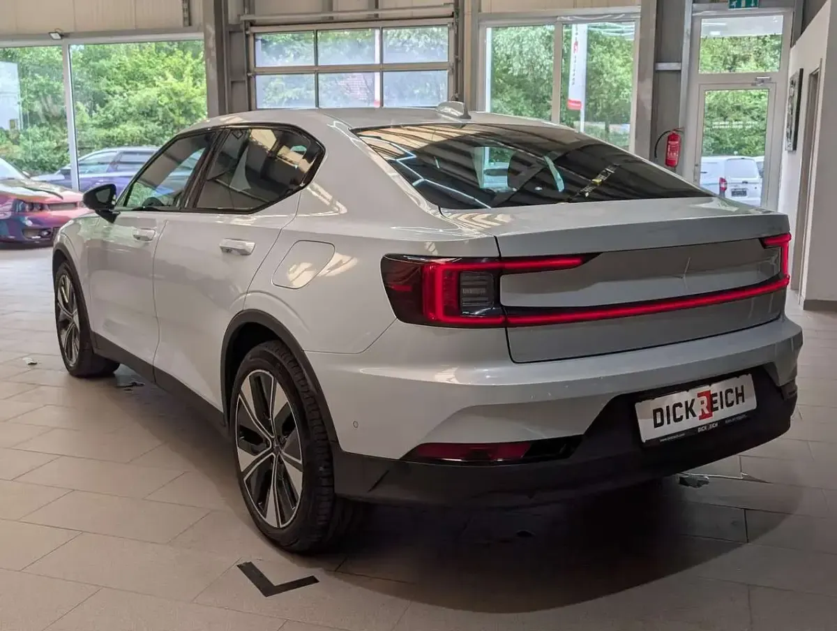 Gebraucht Polestar 2 Pilot 169 kW (231 PS) 2023 Weiß Kleinwagen
