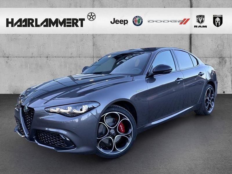 Neu Alfa Romeo Giulia Veloce 280 PS (205 kW) 2025 Grau Limousine