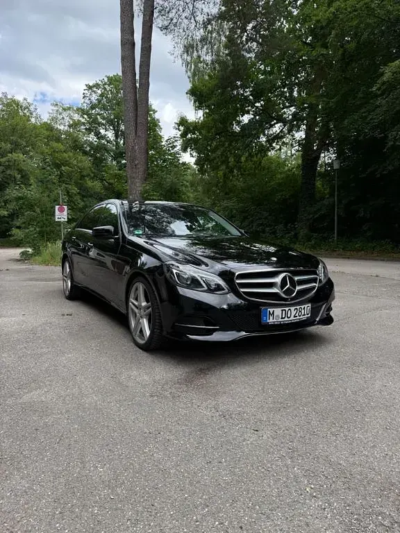 Gebraucht Mercedes E400 333 PS (244 kW) 2015 Schwarz Limousine