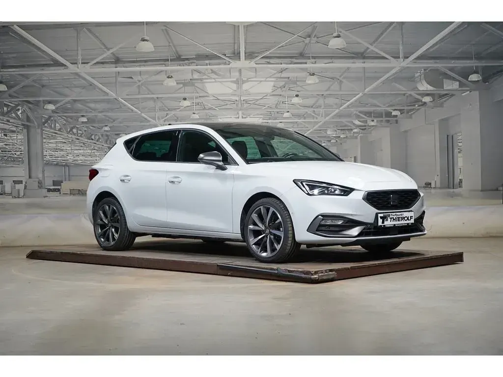 Gebraucht Seat Leon FR 204 PS (150 kW) 2021 Nevada weiß metallic Limousine