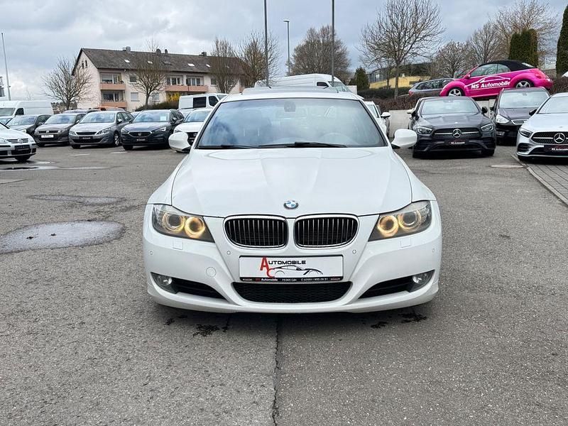 Usata BMW 325 Performance 204 CV (150 kW) 2011 Bianco Berlina