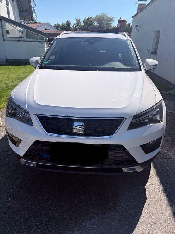 Weiß Gebraucht 2019 Seat Ateca XCELLENCE SUV | 16.800 € (Superpreis) - Bild 1/4