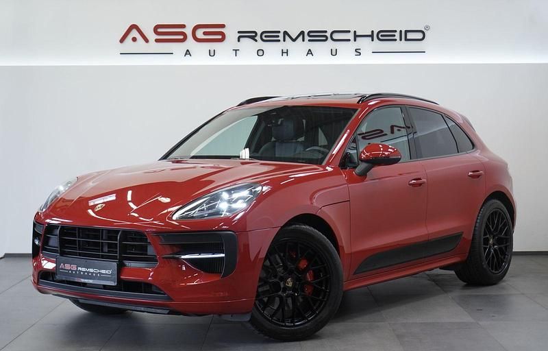 Rot Gebraucht 2020 Porsche Macan GTS Sport SUV | 63.900 € (Guter Preis) - Bild 1/3