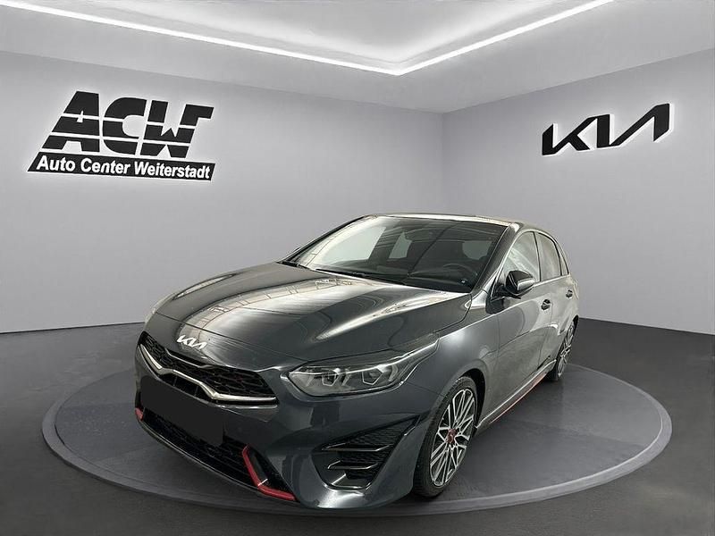 Pentametal Gebraucht 2023 Kia Ceed GT Limousine | 27.870 € (Etwas zu teuer) - Bild 1/4