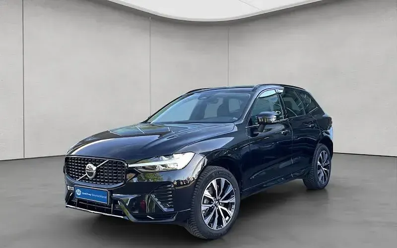 Gebraucht Volvo XC60 Plus 197 PS (144 kW) 2024 Schwarz SUV
