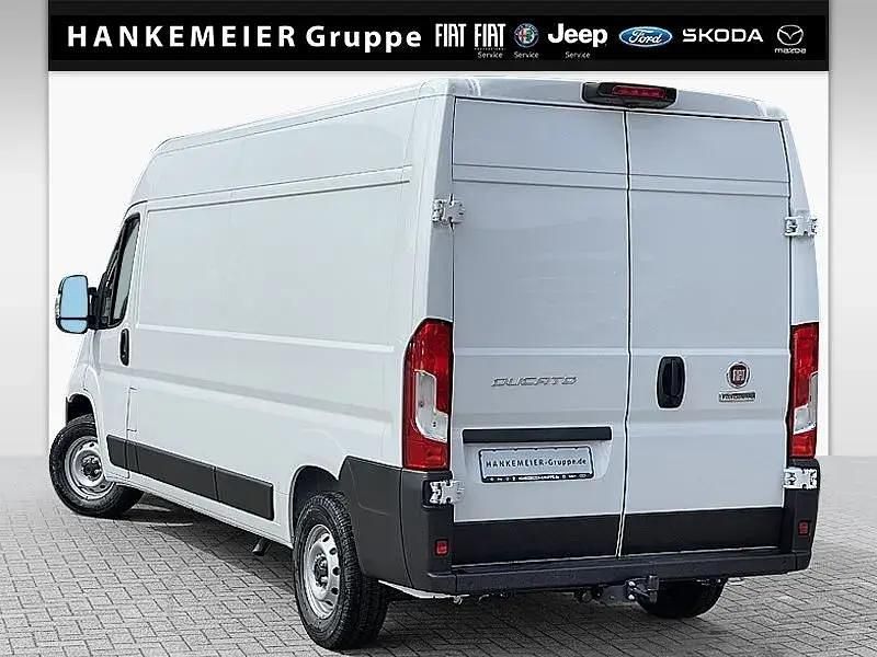 Gebraucht Fiat Ducato 103 PS (75 kW) 2024 Weiß Van