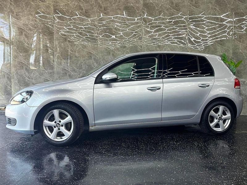 Silber Gebraucht 2009 VW Golf VI Comfortline Limousine | 8.650 € (Etwas zu teuer) - Bild 1/4
