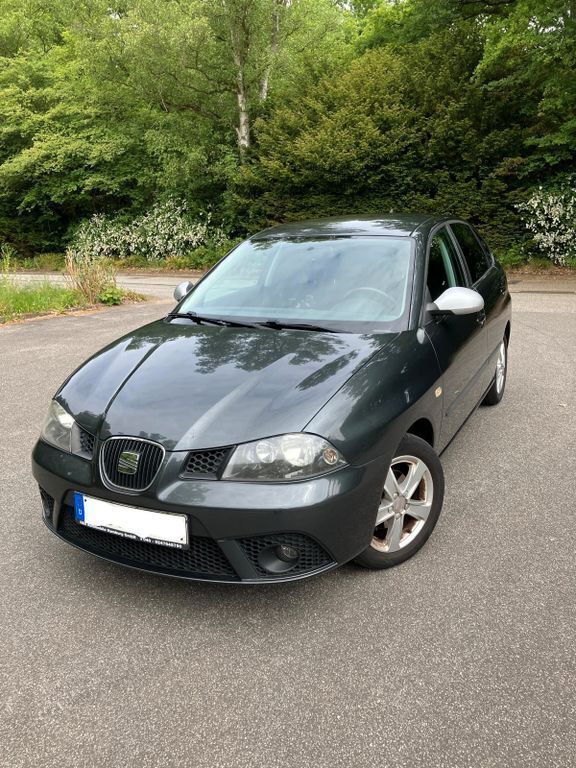 Grau Gebraucht 2009 Seat Ibiza Limousine | 2.399 € (Fairer Preis) - Bild 1/4
