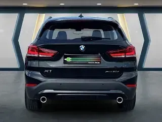 Gebraucht BMW X1 Sport Line 190 PS (139 kW) 2021 Schwarz SUV