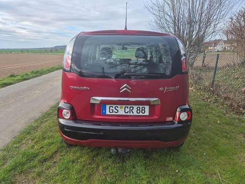 Gebraucht Citroën C3 Picasso Tendance 95 PS (69 kW) 2010 Rot Van / Kleinbus
