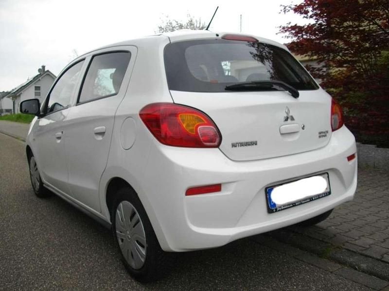 Gebraucht Mitsubishi Space Star 71 PS (52 kW) 2017 Weiß Kleinwagen
